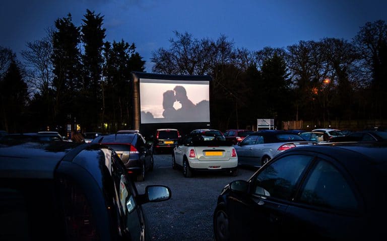 7-Eleven Is Setting Up An Outdoor Cinema For You