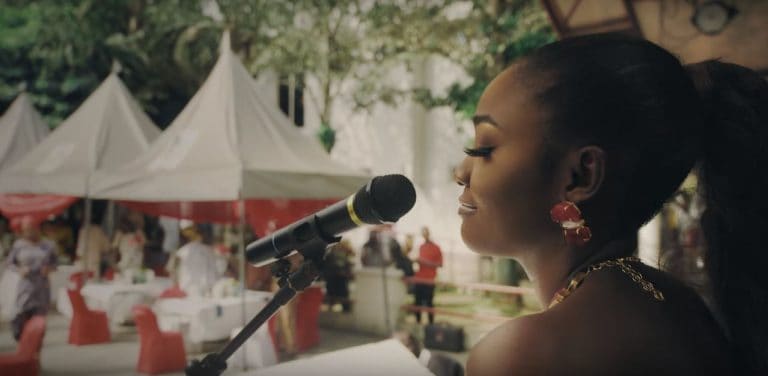 Simi casts Nollywood stars for “Owanbe” music video