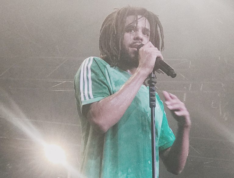 Here are some epic close-ups of J.Cole on-stage at the Eko Convention centre