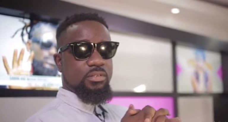 Sarkodie features La Meme Gang on new single, “Homicide”