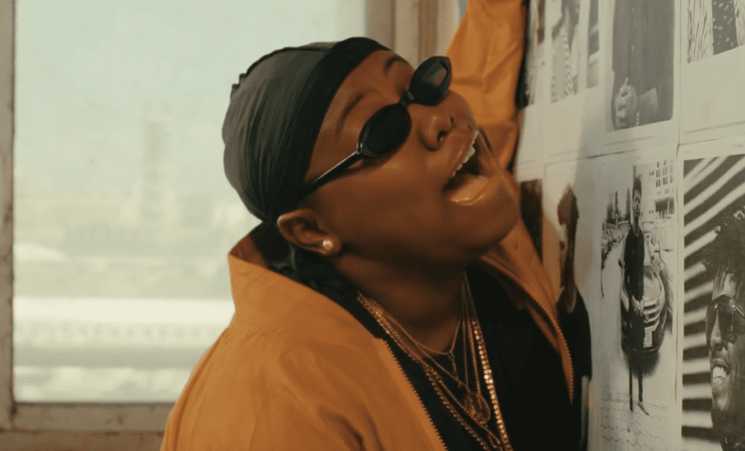 Teni the entertainer has two new songs: watch “Case” and listen to “Shakeam”