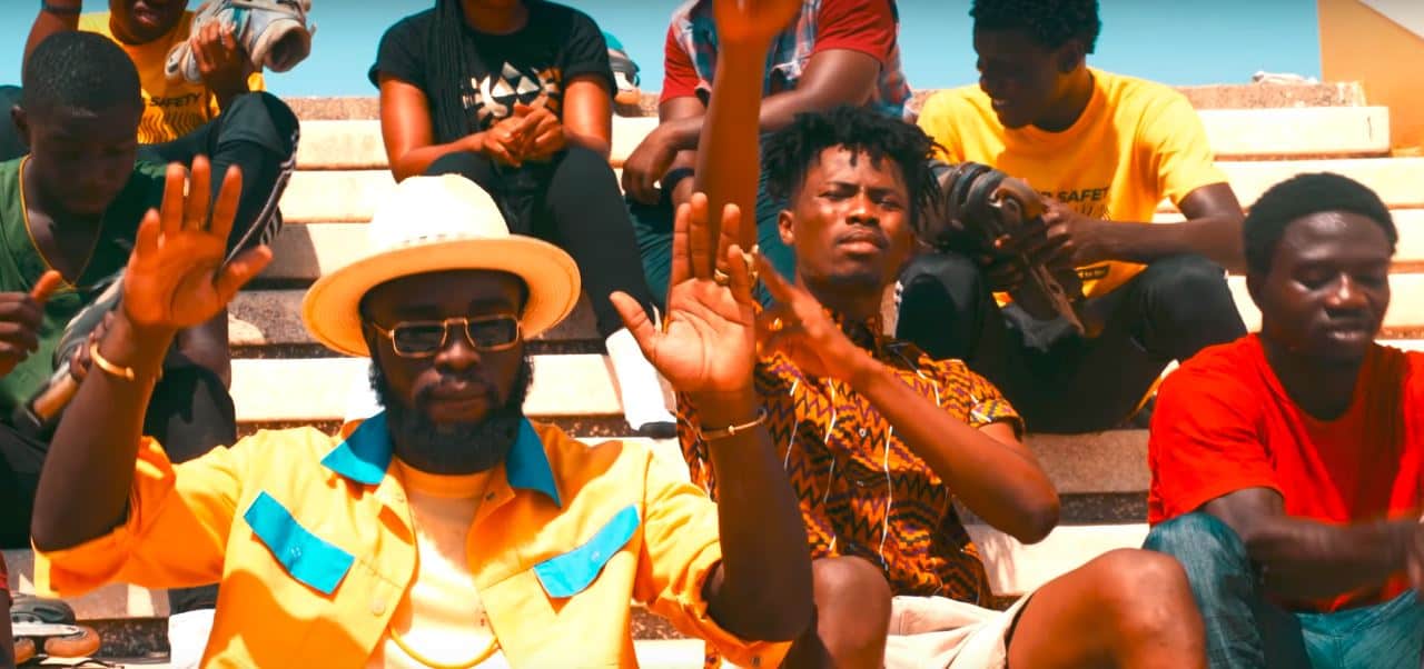 Watch M.anifest and Kwesi Arthur bask in the sunlight for their “Feels” music video