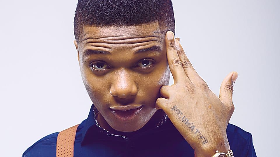 LEGACY: Watch a pre-Superstar Wizkid throw down a raw freestyle on the streets of Surulere (2011)