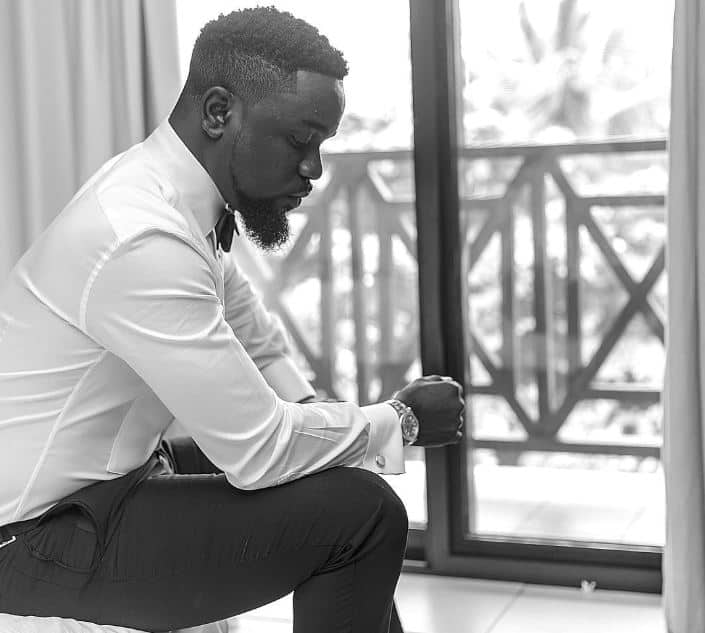 Sarkodie features Akan for new single, “All Die Be Die”