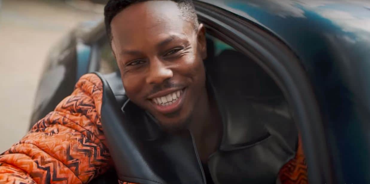 LadiPoe heads to the street of Lagos for “Jaiye” music video