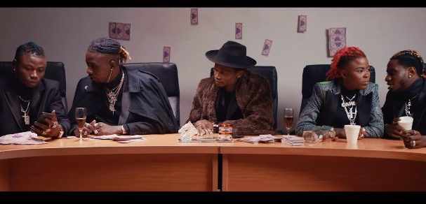 Watch Street Billionaires flex in new music video for “Aprachapre”